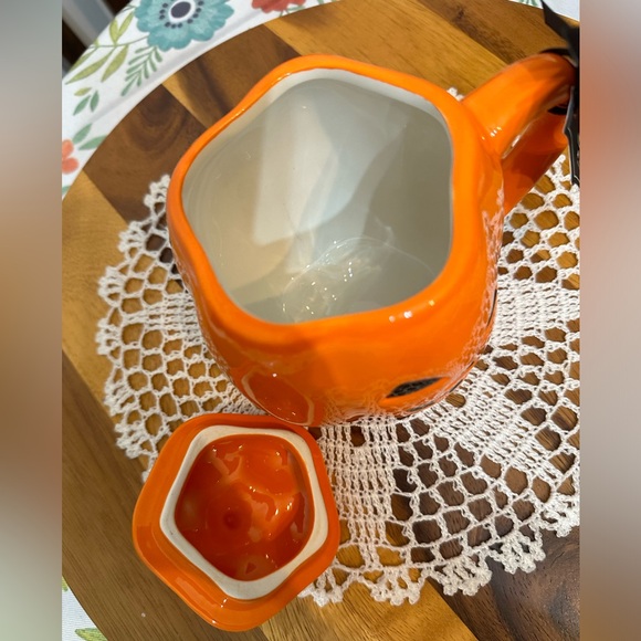 Halloween ceramic pumpkin mug with lid - Picture 9 of 10